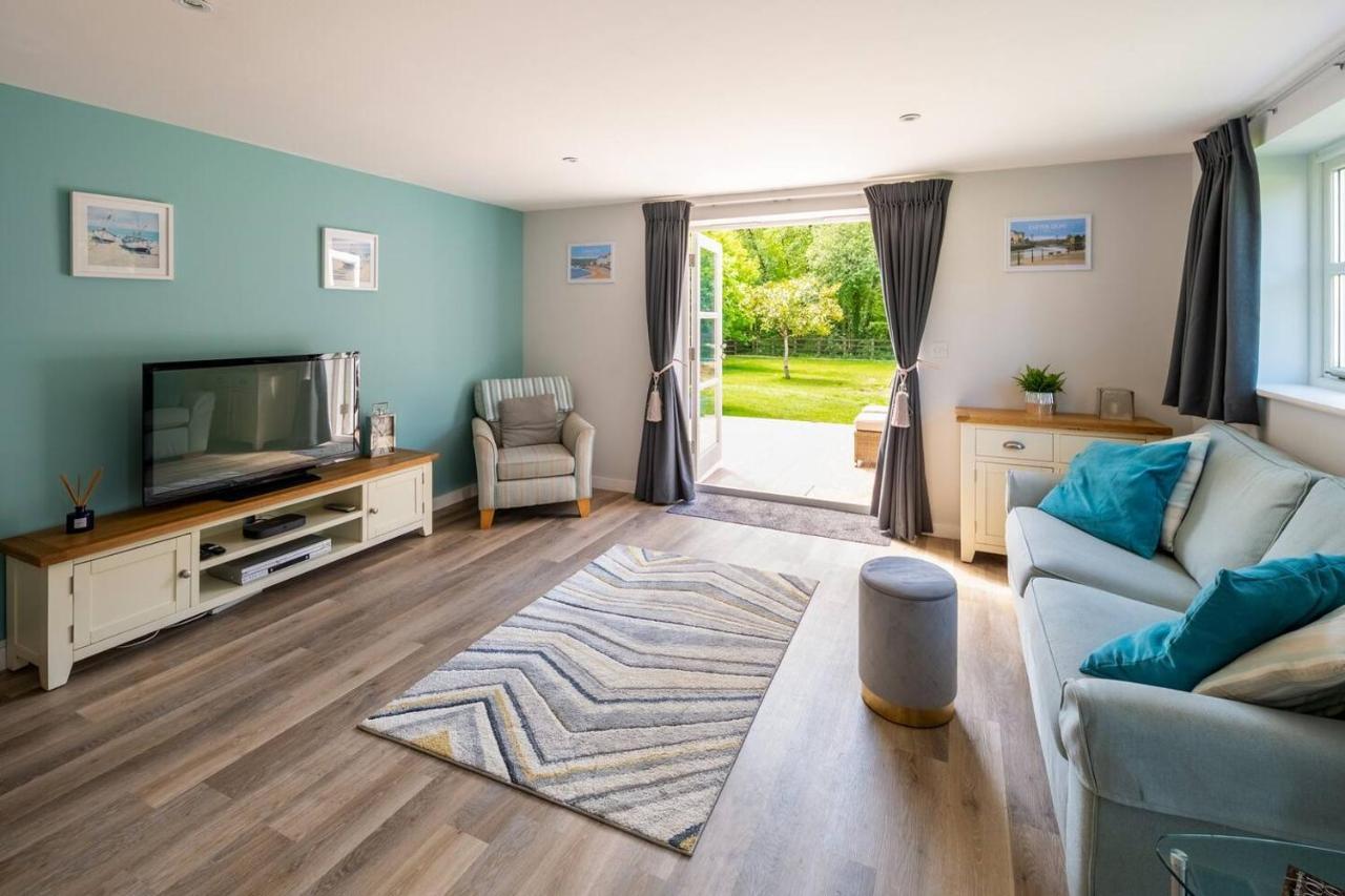 Osbornes Holiday House Near Exeter With Swimming Pool 外观 照片