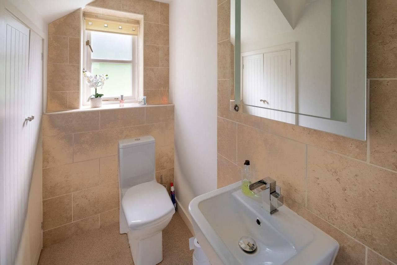 Osbornes Holiday House Near Exeter With Swimming Pool 外观 照片