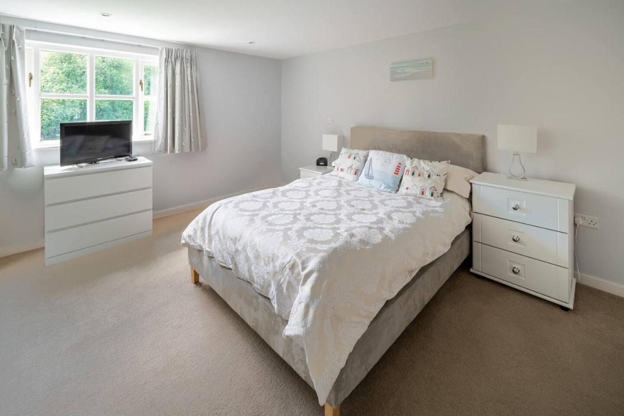 Osbornes Holiday House Near Exeter With Swimming Pool 外观 照片