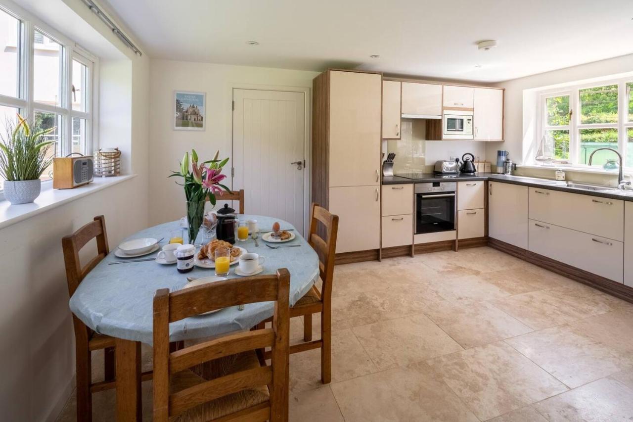 Osbornes Holiday House Near Exeter With Swimming Pool 外观 照片