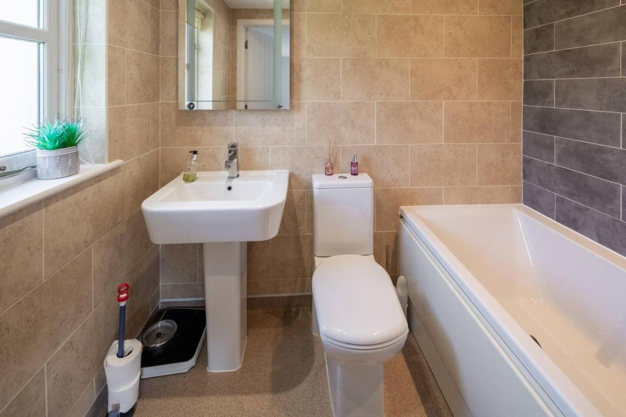 Osbornes Holiday House Near Exeter With Swimming Pool 外观 照片