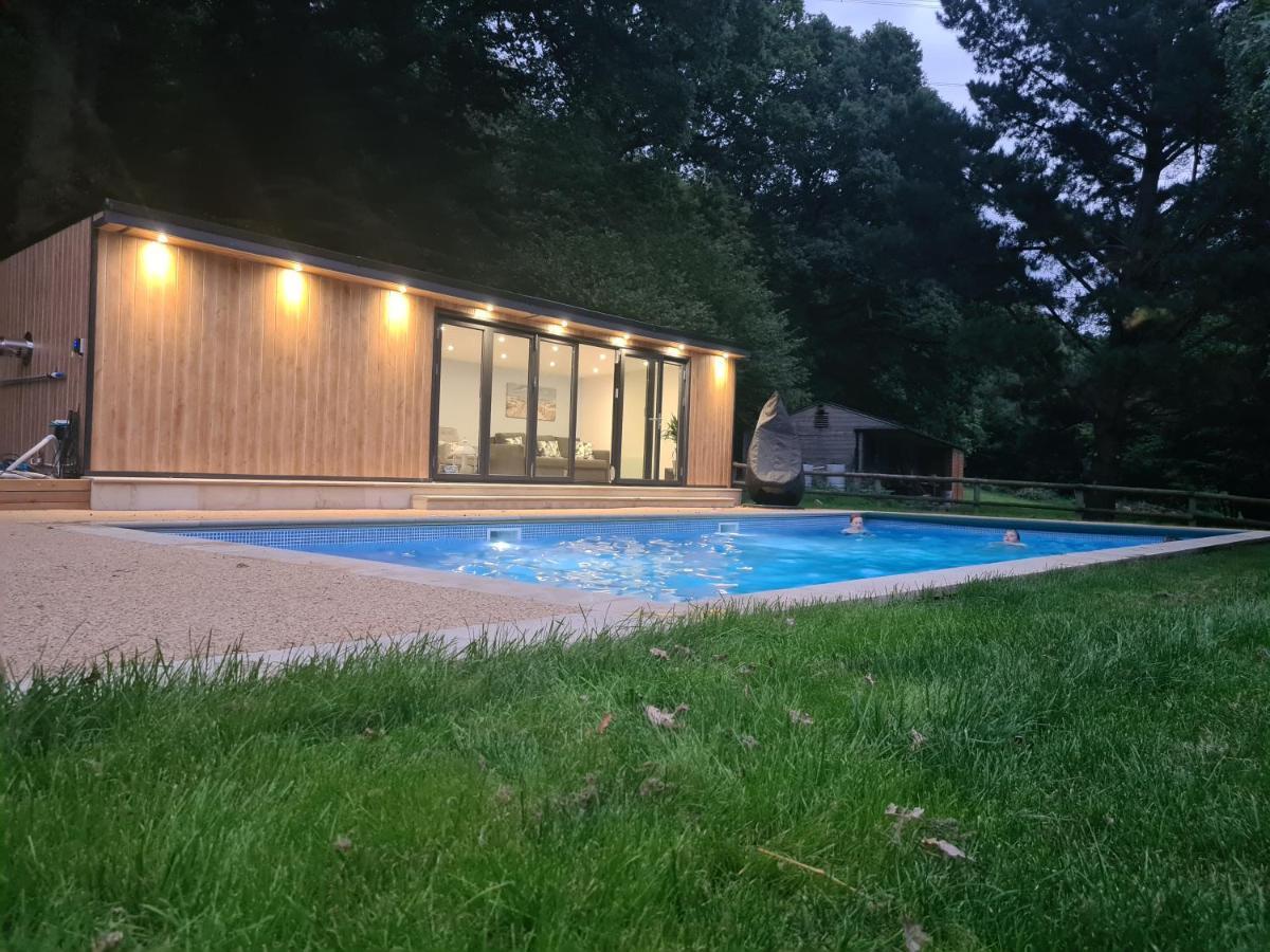 Osbornes Holiday House Near Exeter With Swimming Pool 外观 照片